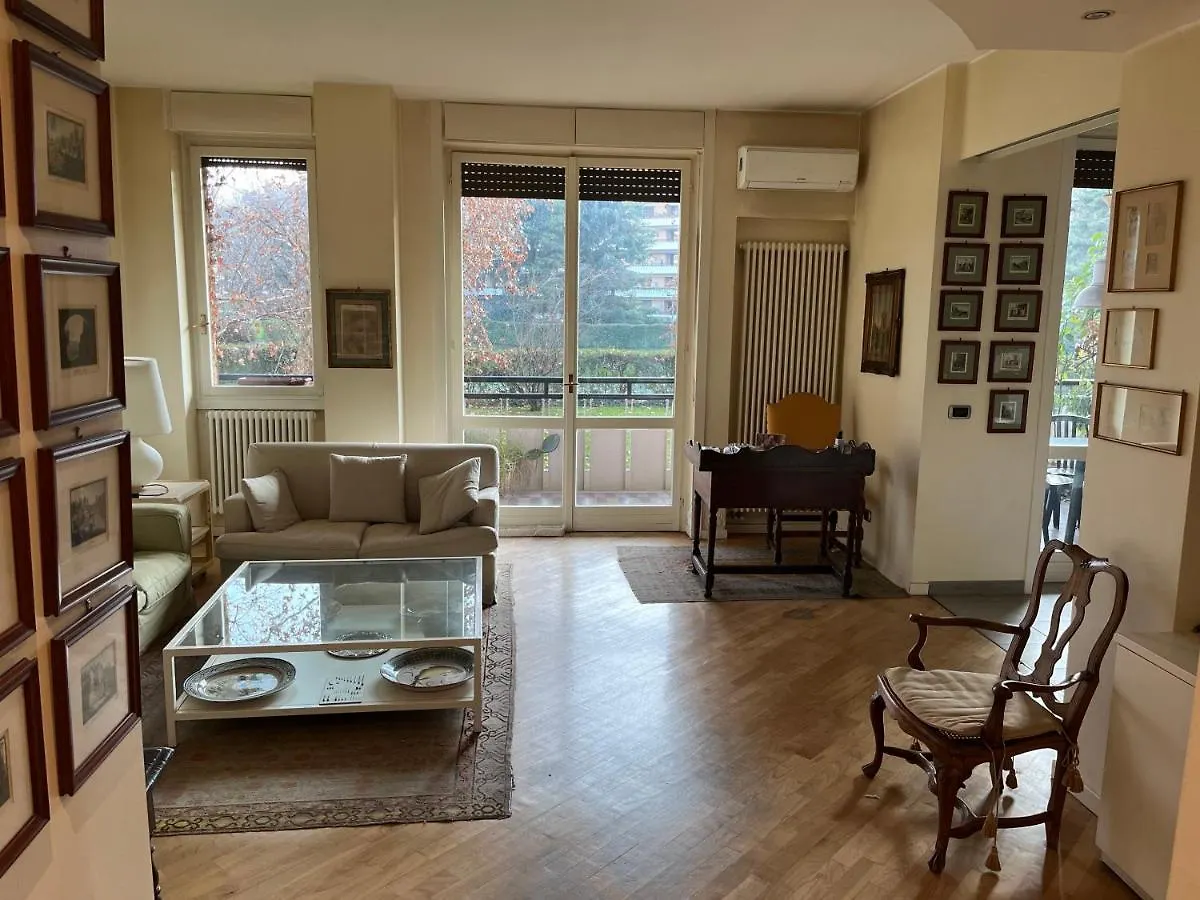 Milano San Siro Club Apartment 0*, Milan